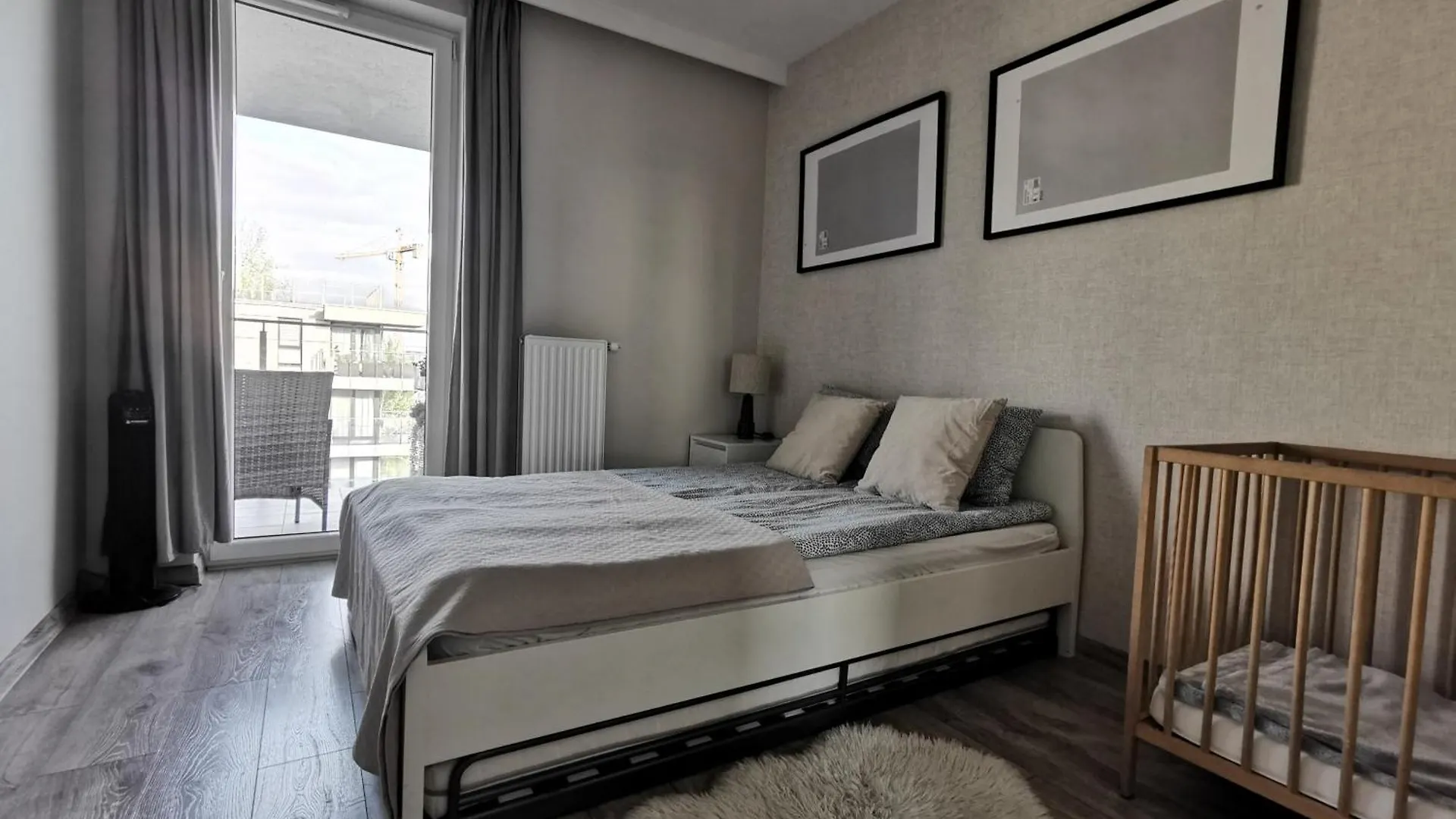 White Swan Apartment Kraków 0*,  Polska