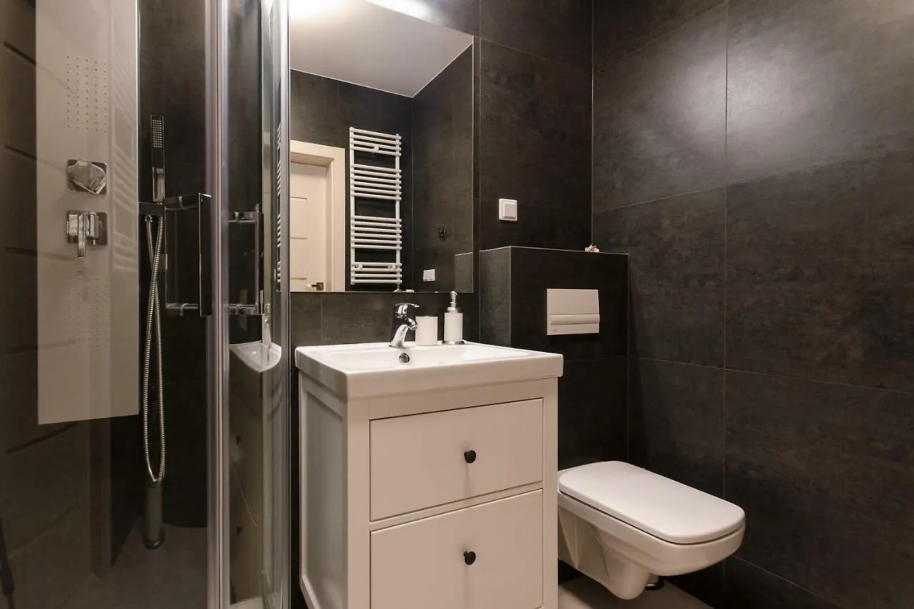White Swan Apartment Kraków Polska